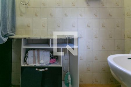 Casa à venda com 200m², 3 quartos e 1 vaga Casa à venda com 200m², 3 quartos e 1 vagaBanheiro da Suíte