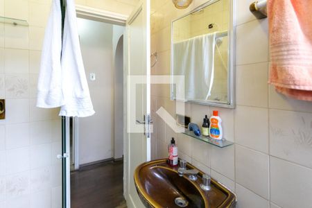 Casa à venda com 200m², 3 quartos e 1 vaga Casa à venda com 200m², 3 quartos e 1 vagaBanheiro