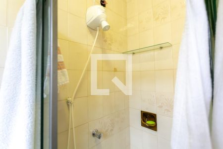 Casa à venda com 200m², 3 quartos e 1 vaga Casa à venda com 200m², 3 quartos e 1 vagaBanheiro