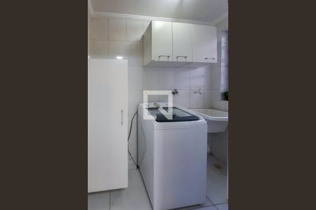 Apartamento à venda com 61m², 2 quartos e 1 vaga Apartamento à venda com 61m², 2 quartos e 1 vagaÁrea de Serviço