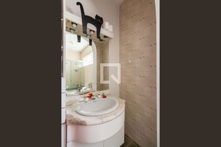 Casa à venda com 232m², 3 quartos e 2 vagasBanheiro da Suíte 3