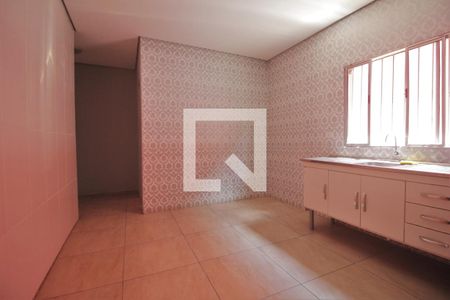 Sala e cozinha de apartamento para alugar com 1 quarto, 40m² em Vila Plana, São Paulo