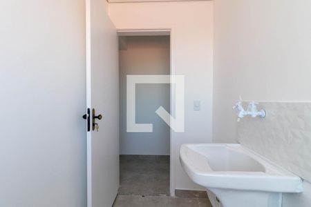 Apartamento à venda com 48m², 2 quartos e sem vaga Apartamento à venda com 48m², 2 quartos e sem vagaÁrea de serviço