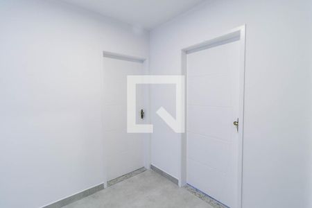 Apartamento à venda com 48m², 2 quartos e sem vaga Apartamento à venda com 48m², 2 quartos e sem vagaHall de Entrada