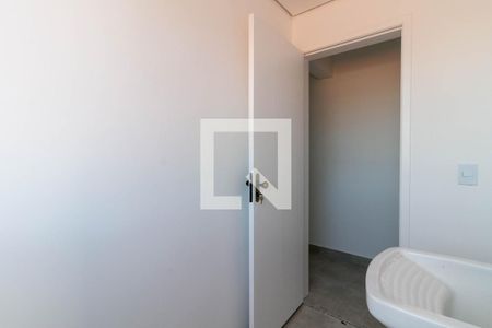 Apartamento à venda com 48m², 2 quartos e sem vaga Apartamento à venda com 48m², 2 quartos e sem vagaÁrea de serviço