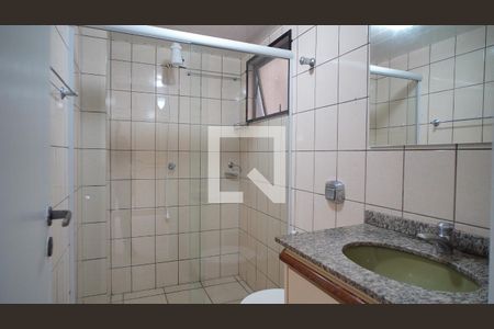 Banheiro  suíte  de apartamento para alugar com 3 quartos, 96m² em Ingleses do Rio Vermelho, Florianópolis