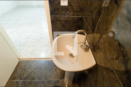 Casa à venda com 160m², 3 quartos e 2 vagas Casa à venda com 160m², 3 quartos e 2 vagasBanheiro da suíte