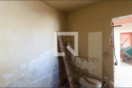Casa à venda com 160m², 3 quartos e 2 vagas Casa à venda com 160m², 3 quartos e 2 vagasÁrea de serviço