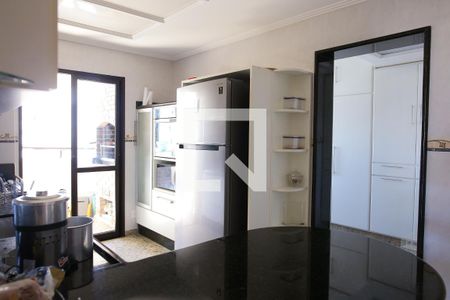 Apartamento à venda com 140m², 3 quartos e 4 vagas Apartamento à venda com 140m², 3 quartos e 4 vagasCozinha
