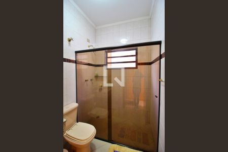 Casa à venda com 300m², 4 quartos e 6 vagasBanheiro da Suíte 3