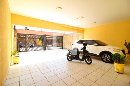 Casa à venda com 300m², 4 quartos e 6 vagasGaragem