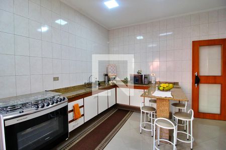 Casa à venda com 300m², 4 quartos e 6 vagasCozinha