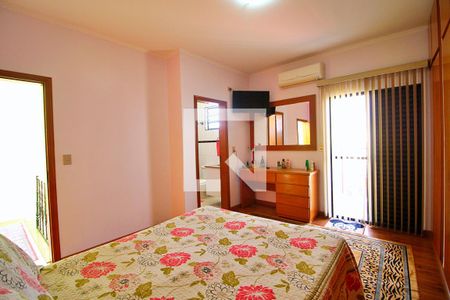 Casa à venda com 300m², 4 quartos e 6 vagasSuíte 1