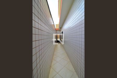 Casa à venda com 300m², 4 quartos e 6 vagasCorredor