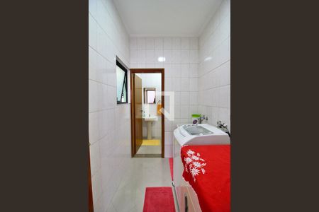 Casa à venda com 300m², 4 quartos e 6 vagasÁrea de Serviço