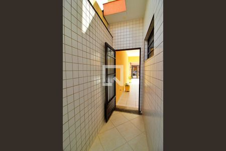 Casa à venda com 300m², 4 quartos e 6 vagasCorredor