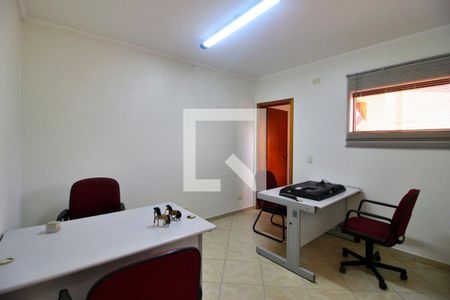 Casa à venda com 300m², 4 quartos e 6 vagasEscritório