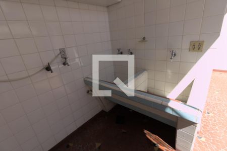 Casa à venda com 178m², 3 quartos e 2 vagas Casa à venda com 178m², 3 quartos e 2 vagasÁrea de Serviço
