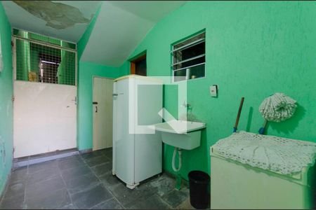 Casa à venda com 224m², 4 quartos e 2 vagas Casa à venda com 224m², 4 quartos e 2 vagasCasa 2 Área de Serviço