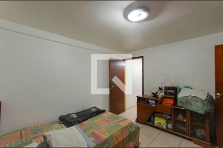 Casa à venda com 224m², 4 quartos e 2 vagas Casa à venda com 224m², 4 quartos e 2 vagasCasa 2 Quarto 2