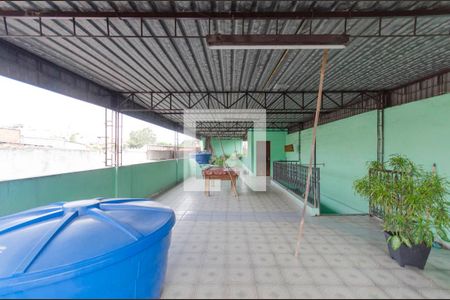 Casa à venda com 224m², 4 quartos e 2 vagas Casa à venda com 224m², 4 quartos e 2 vagasTerraço