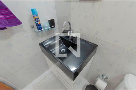 Casa à venda com 224m², 4 quartos e 2 vagas Casa à venda com 224m², 4 quartos e 2 vagasCasa 2 Banheiro Suíte