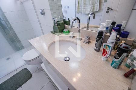 Casa à venda com 640m², 4 quartos e 7 vagas Casa à venda com 640m², 4 quartos e 7 vagasSuíte 2