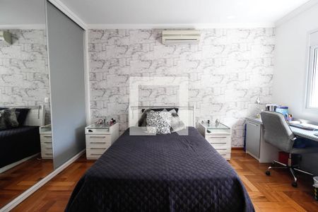 Casa à venda com 640m², 4 quartos e 7 vagas Casa à venda com 640m², 4 quartos e 7 vagasQuarto 3