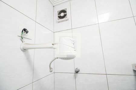 Casa à venda com 640m², 4 quartos e 7 vagas Casa à venda com 640m², 4 quartos e 7 vagasBanheiro de serviço 1