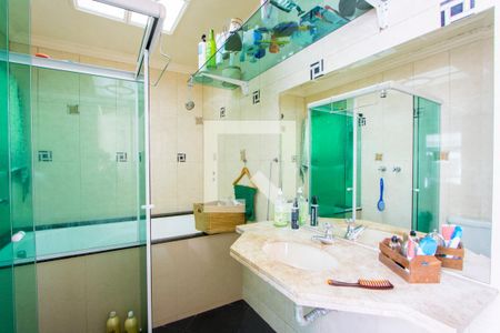 Casa à venda com 170m², 3 quartos e sem vagaBanheiro do quarto 1