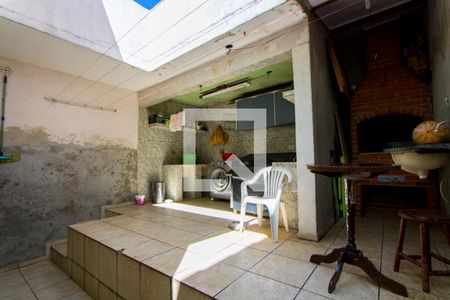 Casa à venda com 170m², 3 quartos e sem vagaÁrea de serviço/Quintal