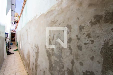 Casa à venda com 170m², 3 quartos e sem vagaCorredor - Externo