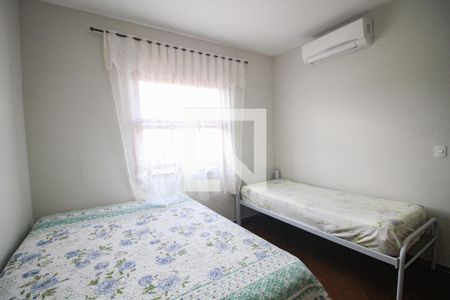 Casa à venda com 290m², 3 quartos e 5 vagasQuarto