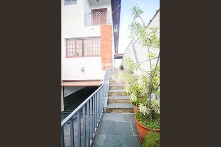 Casa à venda com 290m², 3 quartos e 5 vagasFachada