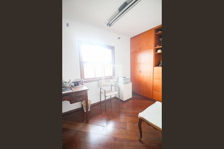 Casa à venda com 290m², 3 quartos e 5 vagasQuarto