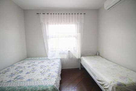 Casa à venda com 290m², 3 quartos e 5 vagasQuarto