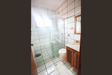 Casa à venda com 290m², 3 quartos e 5 vagasBanheiro