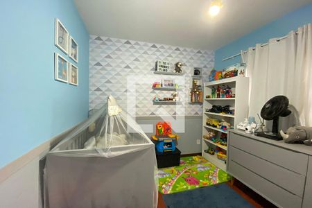 Casa à venda com 230m², 5 quartos e 4 vagasQuarto 2