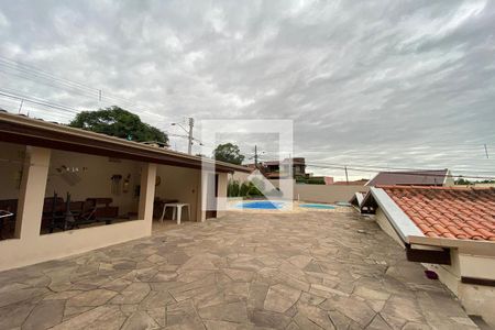 Casa à venda com 230m², 5 quartos e 4 vagasÁrea Externa