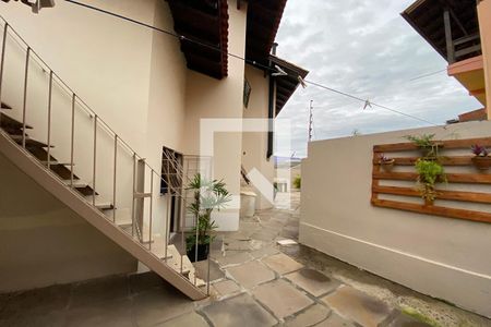 Casa à venda com 230m², 5 quartos e 4 vagasÁrea Externa