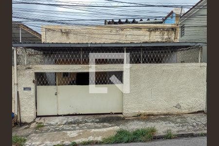 Apartamento à venda com 120m², 2 quartos e 2 vagasFachada