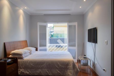 Casa à venda com 365m², 4 quartos e 4 vagas Casa à venda com 365m², 4 quartos e 4 vagasquarto 2 suite