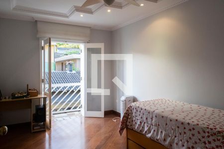 Casa à venda com 365m², 4 quartos e 4 vagas Casa à venda com 365m², 4 quartos e 4 vagasquarto 1 suite