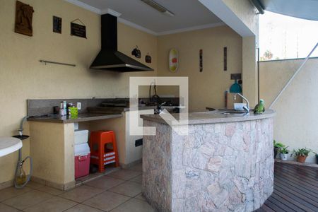 Casa à venda com 365m², 4 quartos e 4 vagas Casa à venda com 365m², 4 quartos e 4 vagaschurrasqueira