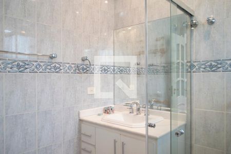 Casa à venda com 365m², 4 quartos e 4 vagas Casa à venda com 365m², 4 quartos e 4 vagasbanheiro suite 1