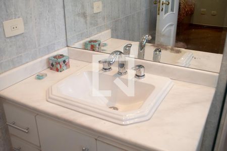 Casa à venda com 365m², 4 quartos e 4 vagas Casa à venda com 365m², 4 quartos e 4 vagasbanheiro suite 1