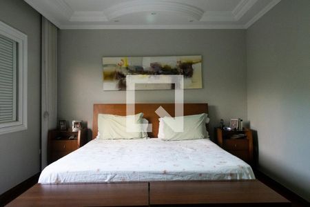 Casa à venda com 365m², 4 quartos e 4 vagas Casa à venda com 365m², 4 quartos e 4 vagasquarto 3 suite