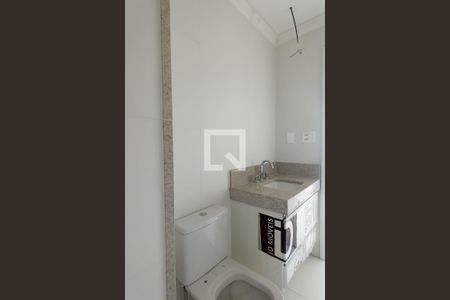 Apartamento à venda com 387m², 4 quartos e 4 vagas Apartamento à venda com 387m², 4 quartos e 4 vagasBanheiro da suíte 2