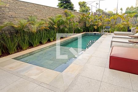 Apartamento à venda com 387m², 4 quartos e 4 vagas Apartamento à venda com 387m², 4 quartos e 4 vagasÁrea comum - Churrasqueira c/ piscina privativa