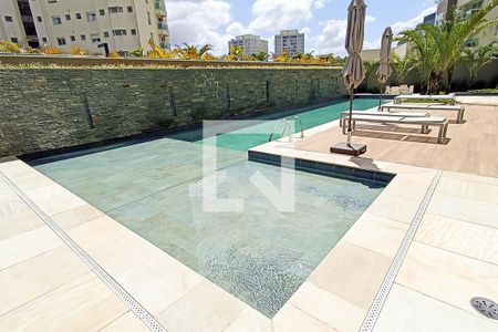 Apartamento à venda com 387m², 4 quartos e 4 vagas Apartamento à venda com 387m², 4 quartos e 4 vagasÁrea comum - Piscina
